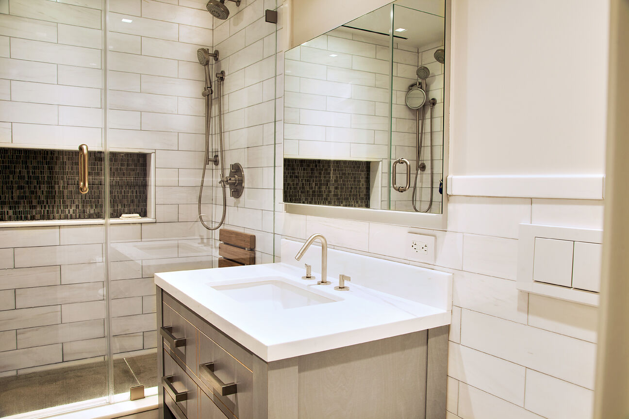 Upper West Side III apartment renovation with bespoke cabinetry — image 2 of 9