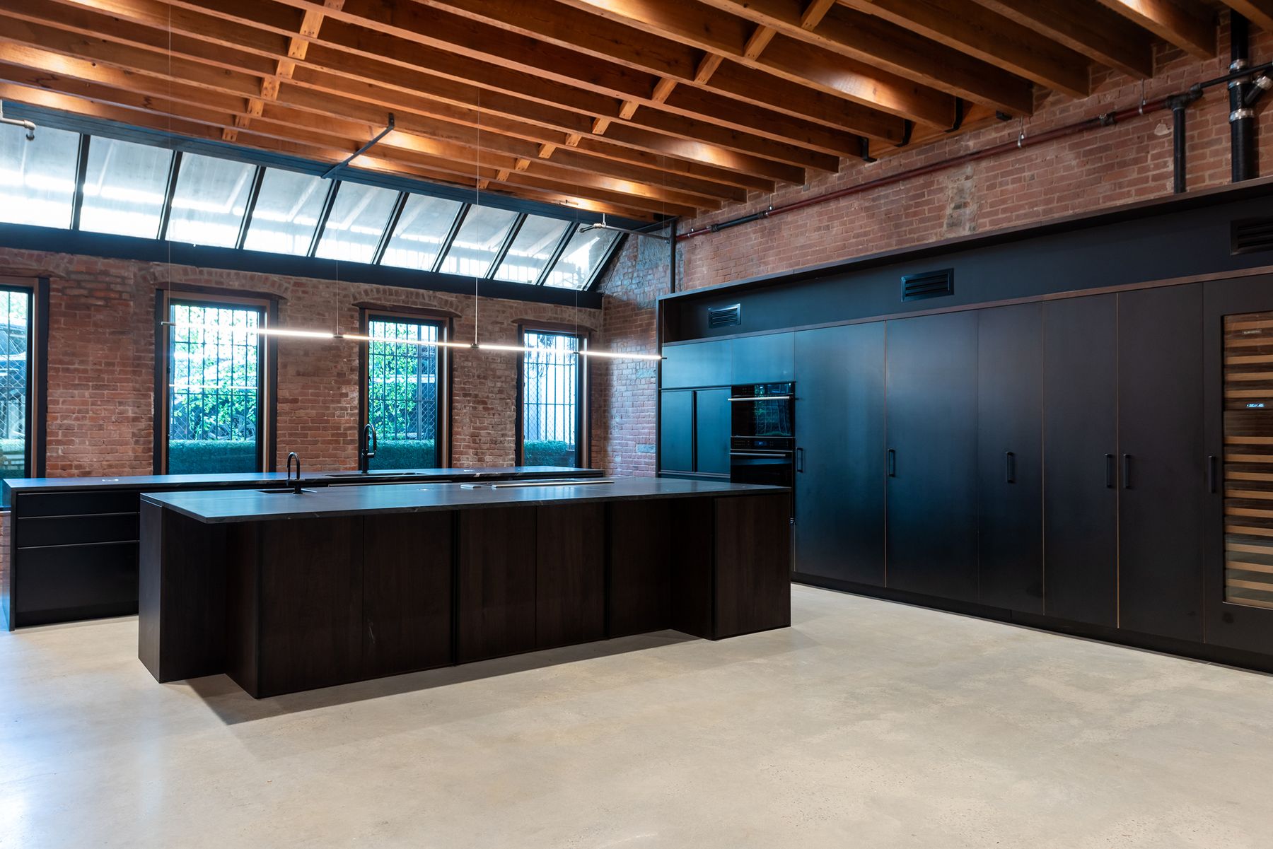 West SoHo loft renovation with open living spaces and bespoke detailing — image 9 of 10