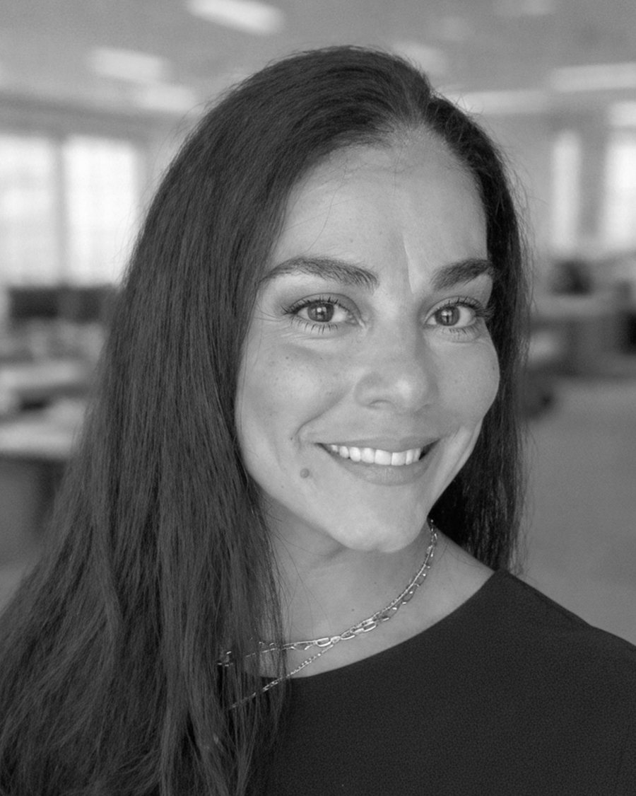 Portrait of Maggie Belmonte, Office Manager at Home Evolutions Corp