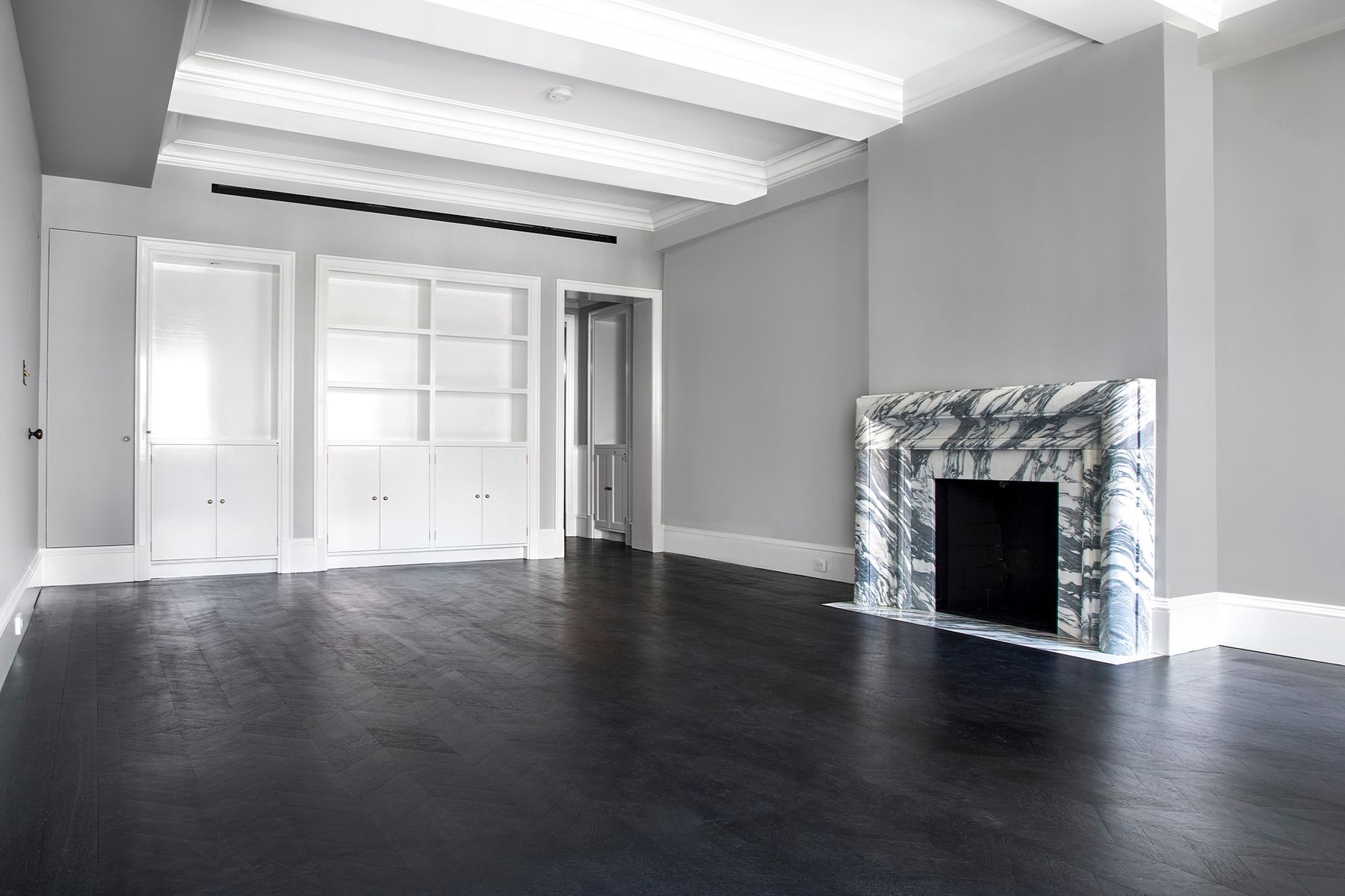 Upper East Side residence with high-end fixtures and bespoke millwork — image 9 of 10