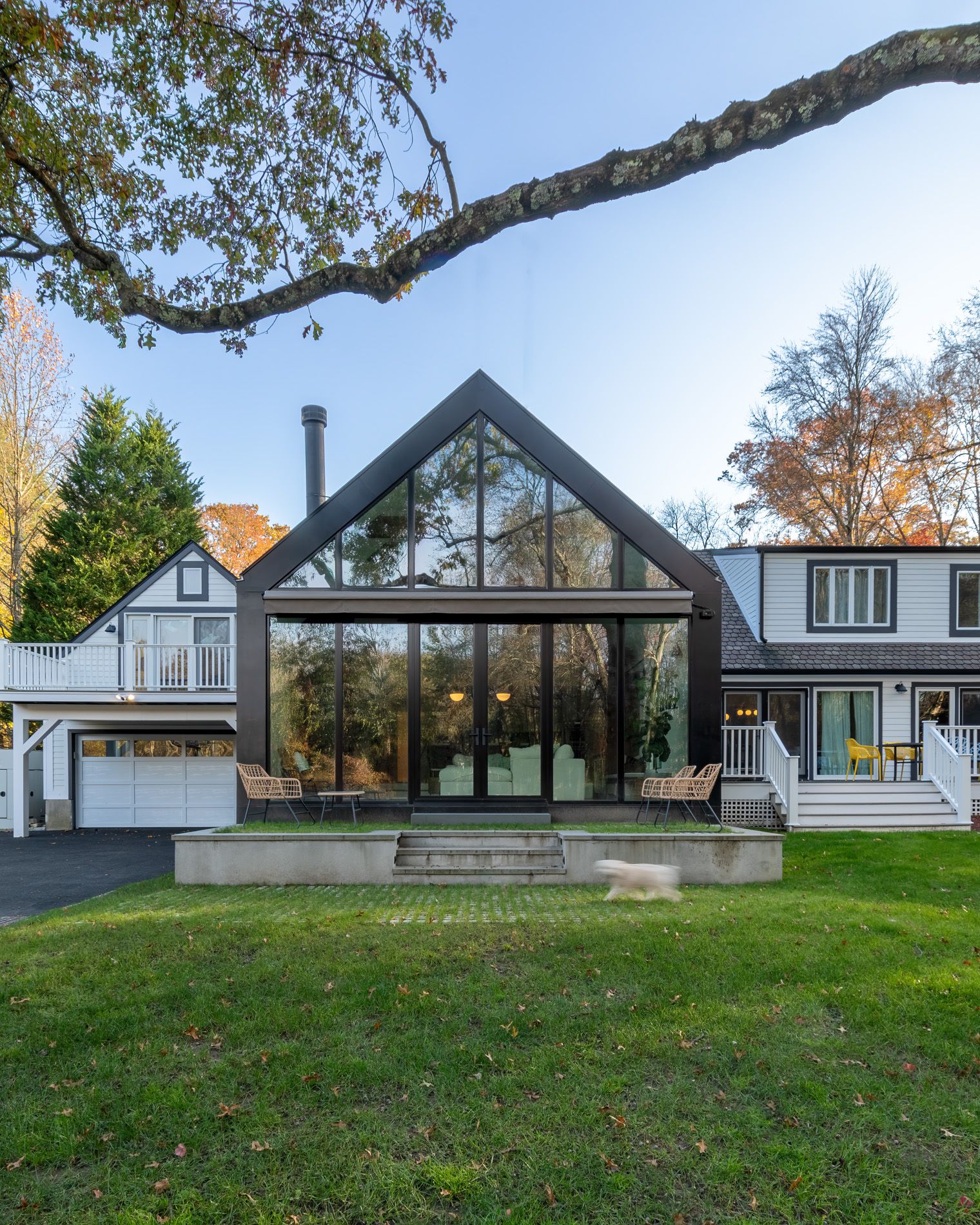 Greenwich, Connecticut residence renovated with traditional detailing — image 6 of 8