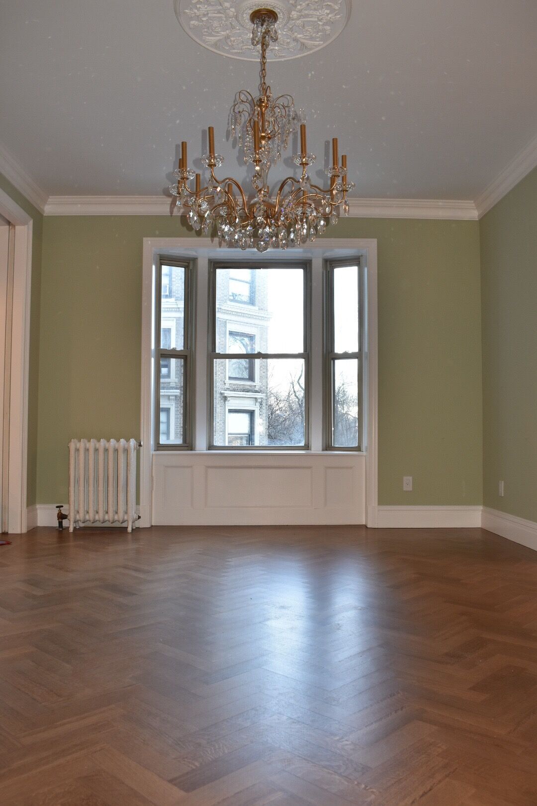 Upper West Side IV pre-war apartment renovation with restored detailing — image 6 of 10