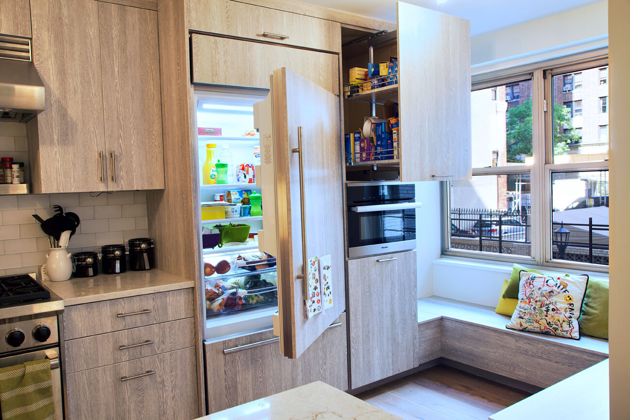 Upper West Side III apartment renovation with bespoke cabinetry — image 5 of 9